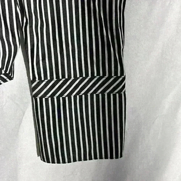 Loft By Ann Taylor Black/White Striped Button Down Blouse - Size 6 - Picture 5 of 7